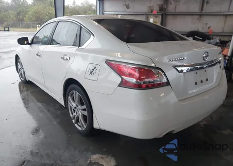 2015 Nissan Altima 3.5 Sl from USA, damaged, VIN 1N4BL3AP0FC104787